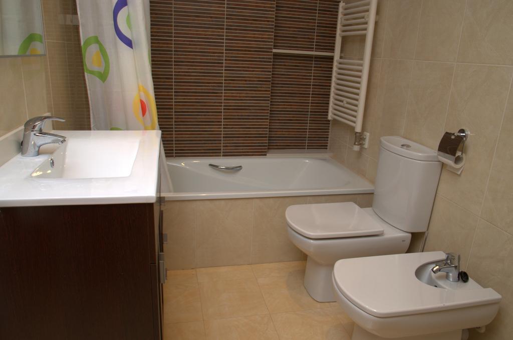 Apartamentos Navas Barcelone Extérieur photo
